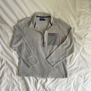 Vineyard Vines performance fleece 1/4 zip in light grey heather.